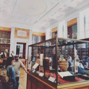 Nate Loper teaching Archaeology and Ancient Egyptian history in the British Museum on the London Christian Tour